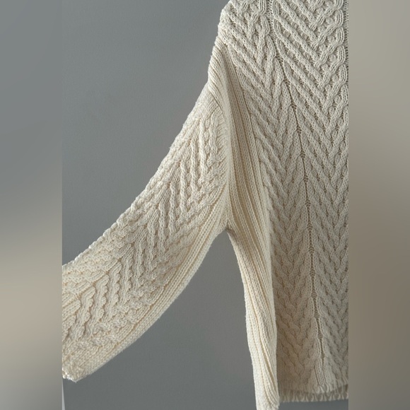 ⭐️Like New⭐️ Zara: Women’s Cable Knit Sweater- Size Medium - Picture 7 of 9
